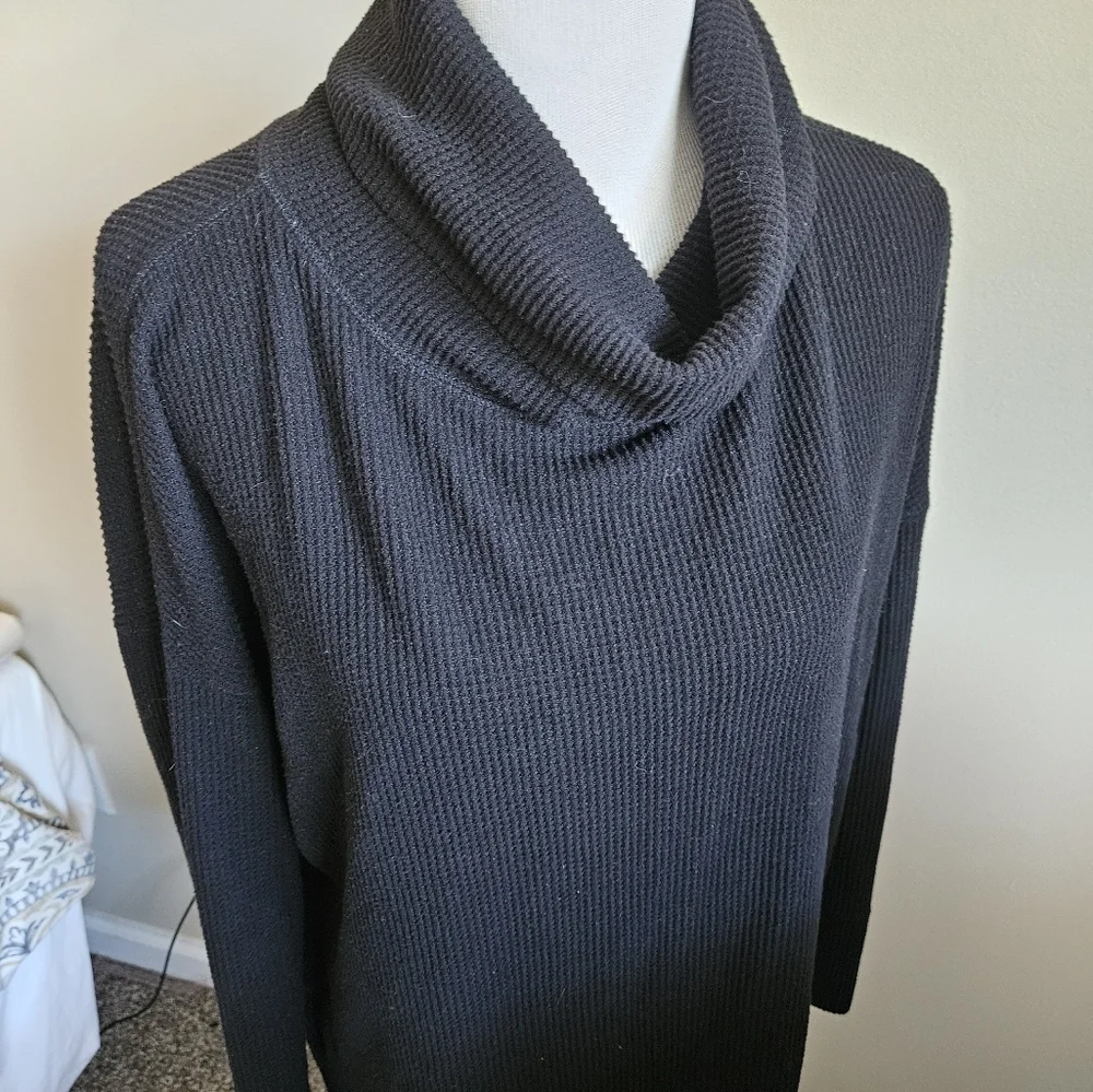 Time & True Waffle Knit Plus Size Cowl Neck Long Sleeve Top Size 16/18